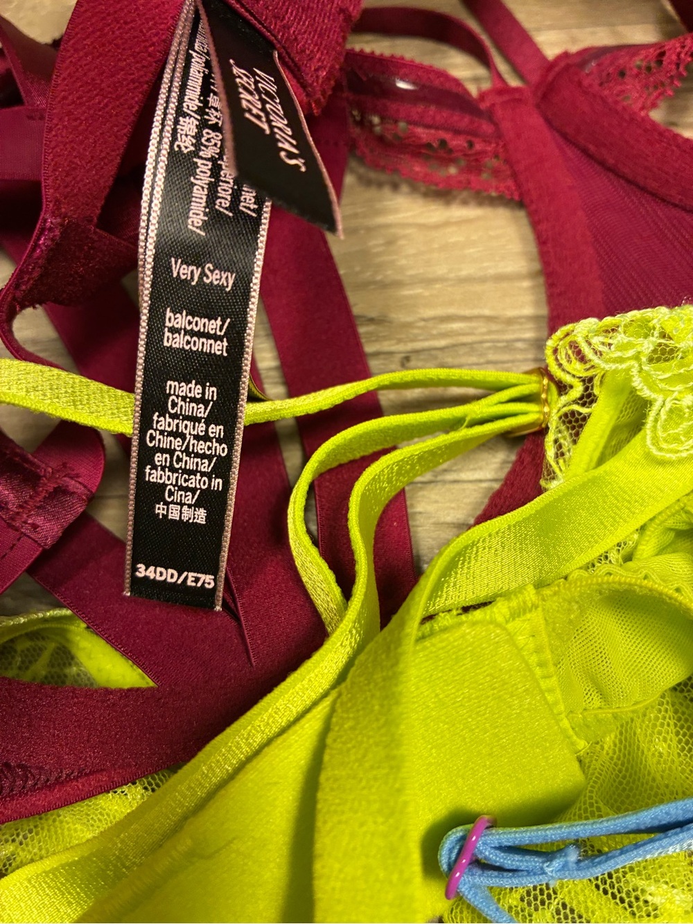 Victoria Secret 2 Underwired Unlined Bras Balconete Low Cut Demi Lace Tease - Picture 11 of 12